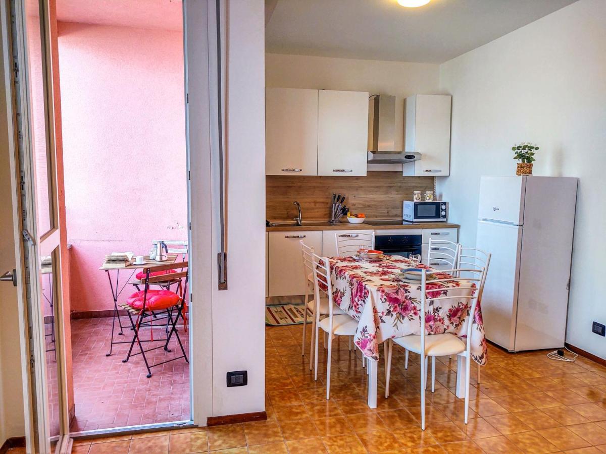 Apartment Condominio Dei Giardini By Interhome Bellano Luaran gambar