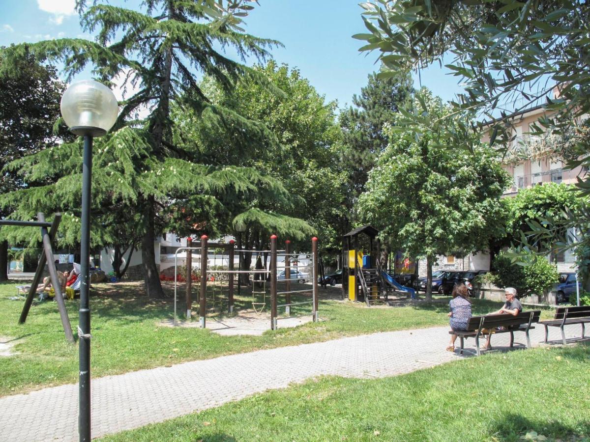 Apartment Condominio Dei Giardini By Interhome Bellano Luaran gambar